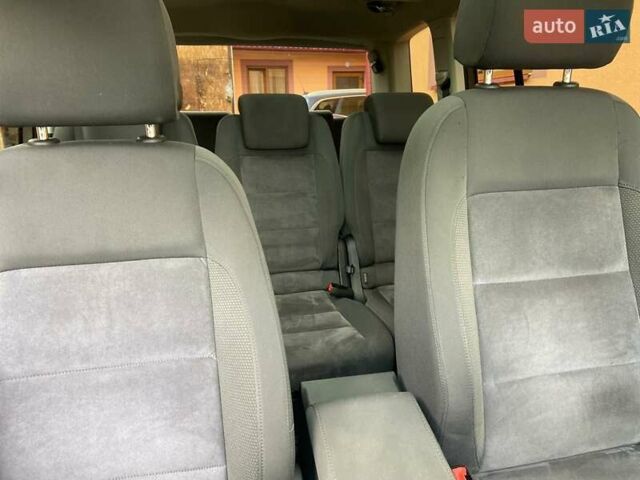 Коричневий Фольксваген Туран, об'ємом двигуна 2 л та пробігом 235 тис. км за 12200 $, фото 21 на Automoto.ua