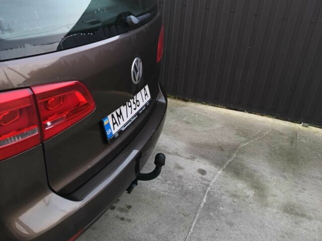 Коричневый Фольксваген Туран, объемом двигателя 1.6 л и пробегом 249 тыс. км за 13000 $, фото 5 на Automoto.ua