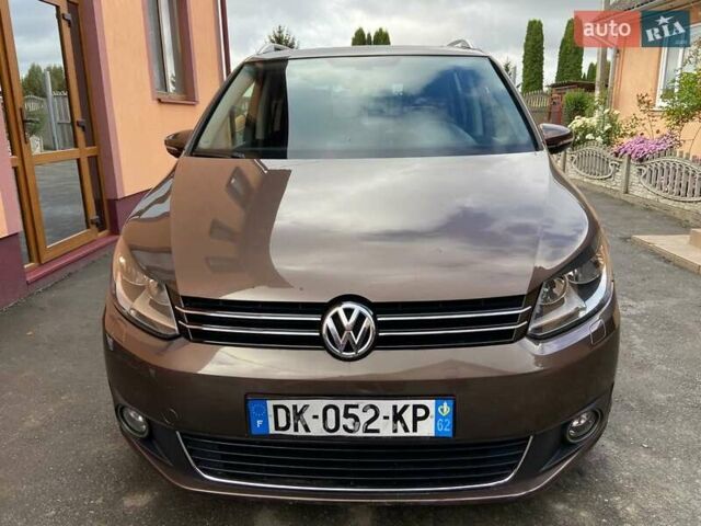 Коричневий Фольксваген Туран, об'ємом двигуна 2 л та пробігом 235 тис. км за 12200 $, фото 2 на Automoto.ua