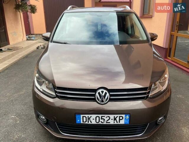 Коричневий Фольксваген Туран, об'ємом двигуна 2 л та пробігом 235 тис. км за 12200 $, фото 10 на Automoto.ua