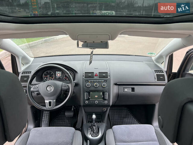 Коричневый Фольксваген Туран, объемом двигателя 2 л и пробегом 171 тыс. км за 14799 $, фото 55 на Automoto.ua