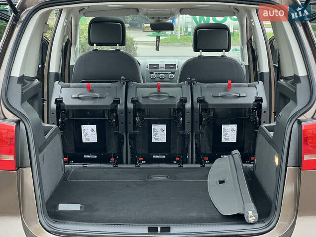 Коричневый Фольксваген Туран, объемом двигателя 2 л и пробегом 171 тыс. км за 14799 $, фото 80 на Automoto.ua