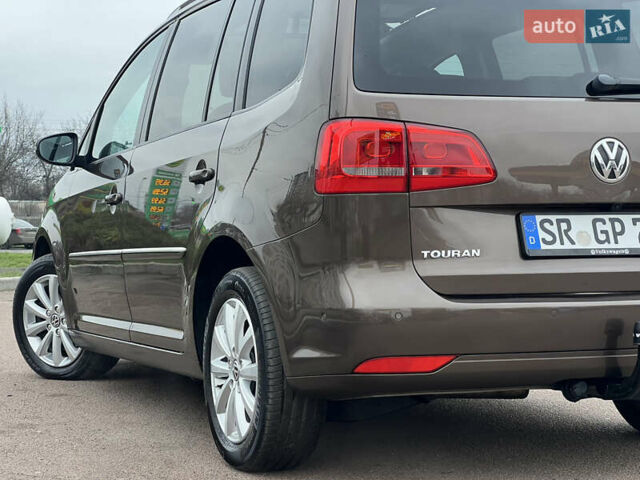 Коричневый Фольксваген Туран, объемом двигателя 2 л и пробегом 171 тыс. км за 14799 $, фото 4 на Automoto.ua