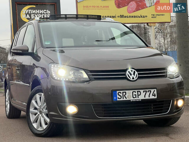 Коричневый Фольксваген Туран, объемом двигателя 2 л и пробегом 171 тыс. км за 14799 $, фото 2 на Automoto.ua