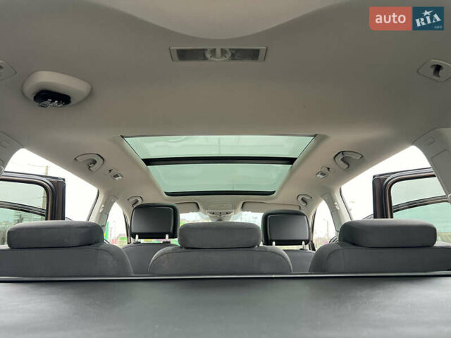 Коричневый Фольксваген Туран, объемом двигателя 2 л и пробегом 171 тыс. км за 14799 $, фото 49 на Automoto.ua