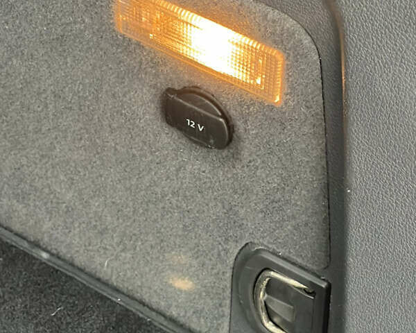 Коричневый Фольксваген Туран, объемом двигателя 2 л и пробегом 171 тыс. км за 14799 $, фото 77 на Automoto.ua