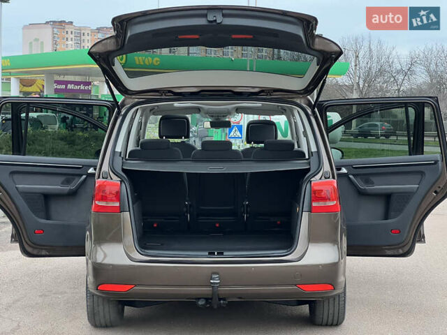 Коричневый Фольксваген Туран, объемом двигателя 2 л и пробегом 171 тыс. км за 14799 $, фото 56 на Automoto.ua