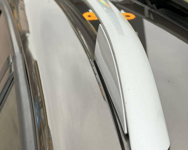 Коричневый Фольксваген Туран, объемом двигателя 2 л и пробегом 171 тыс. км за 14799 $, фото 17 на Automoto.ua