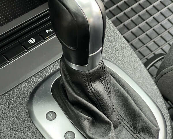 Коричневый Фольксваген Туран, объемом двигателя 2 л и пробегом 171 тыс. км за 14799 $, фото 41 на Automoto.ua