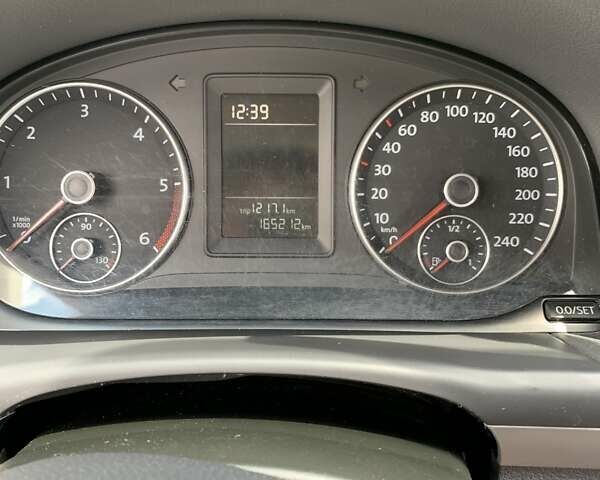 Коричневый Фольксваген Туран, объемом двигателя 1.6 л и пробегом 182 тыс. км за 15000 $, фото 5 на Automoto.ua