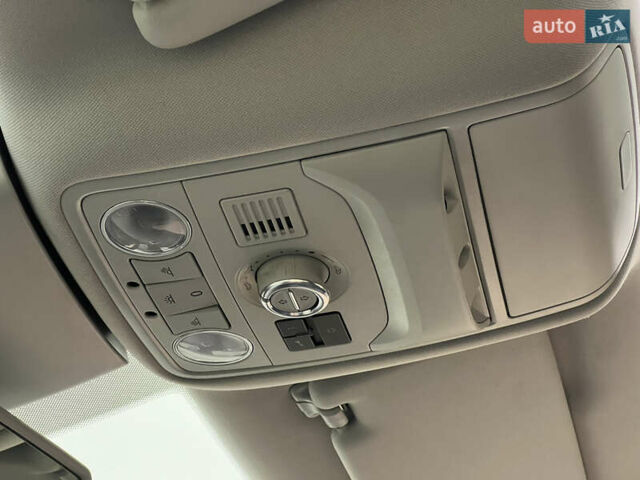 Коричневый Фольксваген Туран, объемом двигателя 2 л и пробегом 171 тыс. км за 14799 $, фото 42 на Automoto.ua