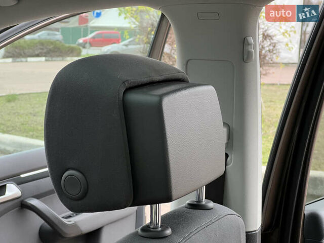 Коричневый Фольксваген Туран, объемом двигателя 2 л и пробегом 171 тыс. км за 14799 $, фото 31 на Automoto.ua