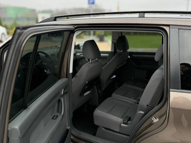 Коричневий Фольксваген Туран, об'ємом двигуна 1.4 л та пробігом 204 тис. км за 8500 $, фото 5 на Automoto.ua