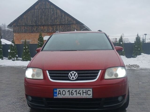 Червоний Фольксваген Туран, об'ємом двигуна 1.9 л та пробігом 340 тис. км за 4750 $, фото 1 на Automoto.ua