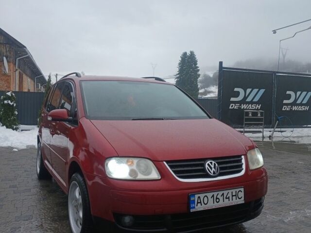 Червоний Фольксваген Туран, об'ємом двигуна 1.9 л та пробігом 340 тис. км за 4750 $, фото 2 на Automoto.ua