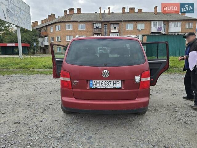 Червоний Фольксваген Туран, об'ємом двигуна 1.97 л та пробігом 387 тис. км за 4900 $, фото 10 на Automoto.ua