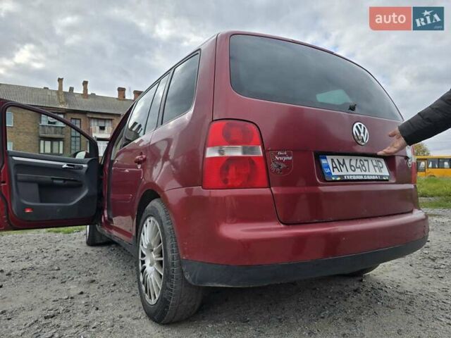 Червоний Фольксваген Туран, об'ємом двигуна 1.97 л та пробігом 387 тис. км за 4900 $, фото 7 на Automoto.ua