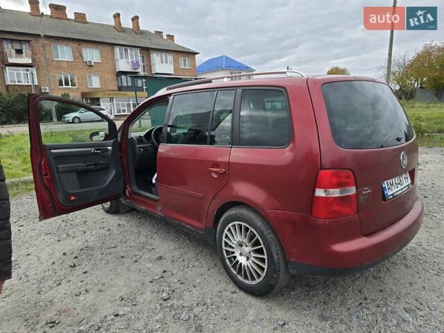 Червоний Фольксваген Туран, об'ємом двигуна 1.97 л та пробігом 387 тис. км за 4900 $, фото 8 на Automoto.ua