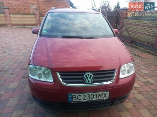 Червоний Фольксваген Туран, об'ємом двигуна 1.6 л та пробігом 177 тис. км за 4400 $, фото 3 на Automoto.ua