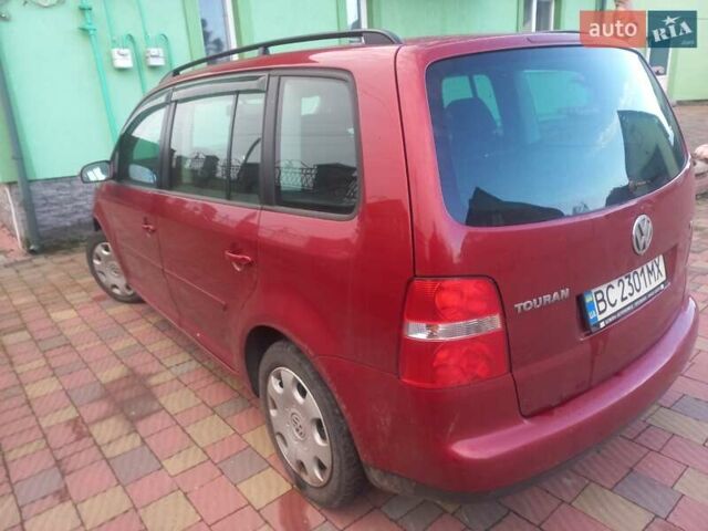 Червоний Фольксваген Туран, об'ємом двигуна 1.6 л та пробігом 177 тис. км за 4400 $, фото 4 на Automoto.ua