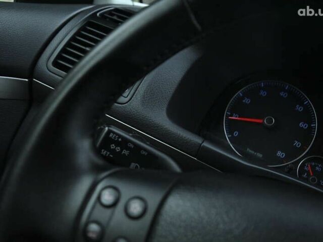 Красный Фольксваген Туран, объемом двигателя 1.4 л и пробегом 193 тыс. км за 6500 $, фото 18 на Automoto.ua