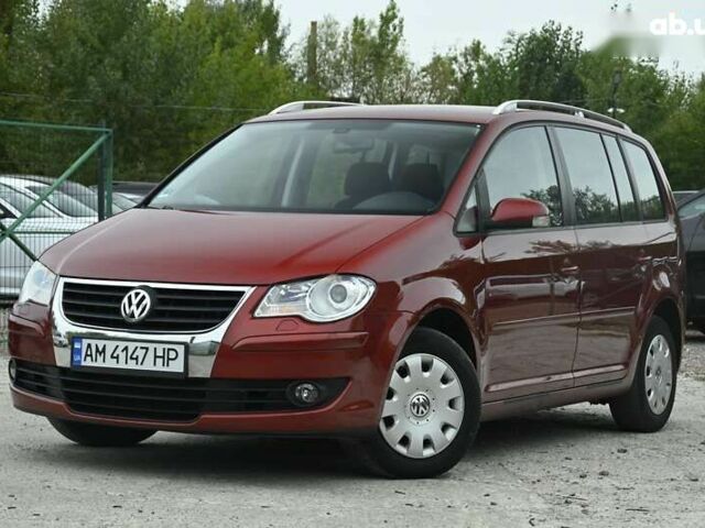 Красный Фольксваген Туран, объемом двигателя 1.4 л и пробегом 193 тыс. км за 6500 $, фото 5 на Automoto.ua