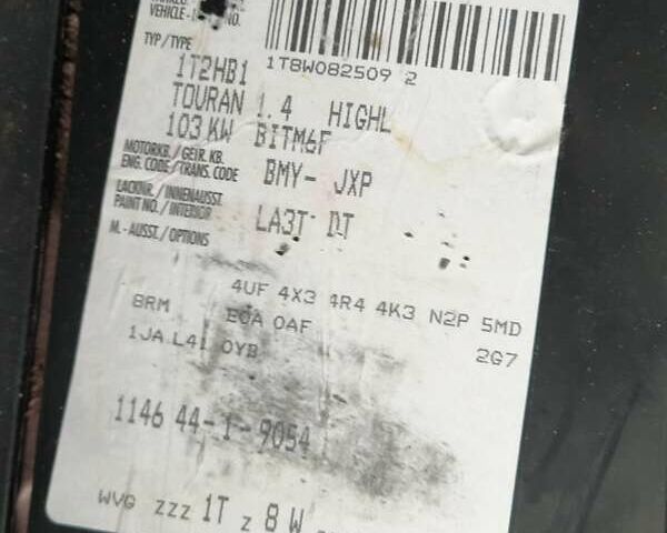 Красный Фольксваген Туран, объемом двигателя 1.4 л и пробегом 254 тыс. км за 6999 $, фото 19 на Automoto.ua