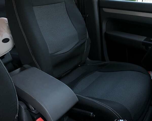 Червоний Фольксваген Туран, об'ємом двигуна 1.4 л та пробігом 241 тис. км за 7300 $, фото 6 на Automoto.ua