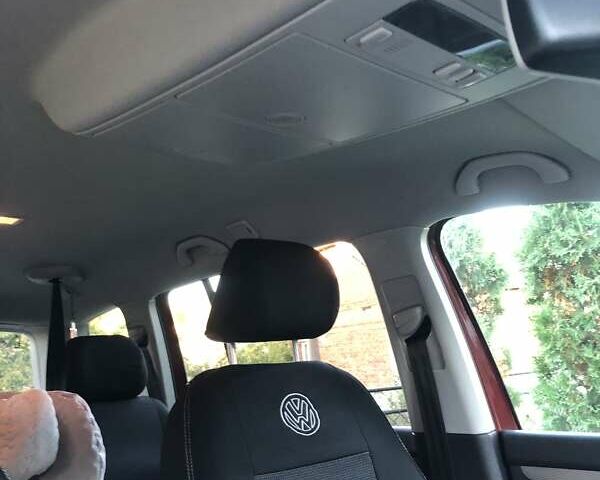 Червоний Фольксваген Туран, об'ємом двигуна 1.4 л та пробігом 241 тис. км за 7300 $, фото 10 на Automoto.ua