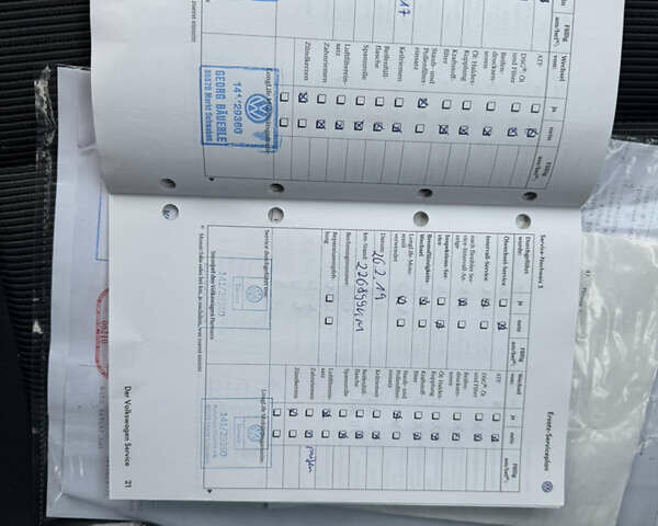 Красный Фольксваген Туран, объемом двигателя 1.6 л и пробегом 210 тыс. км за 6500 $, фото 28 на Automoto.ua