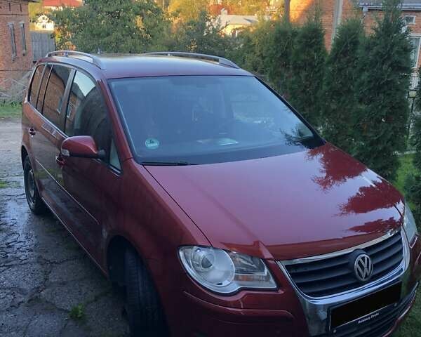Червоний Фольксваген Туран, об'ємом двигуна 1.4 л та пробігом 241 тис. км за 7300 $, фото 19 на Automoto.ua