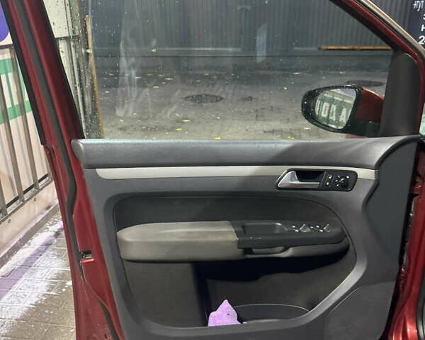 Червоний Фольксваген Туран, об'ємом двигуна 1.97 л та пробігом 273 тис. км за 8500 $, фото 28 на Automoto.ua