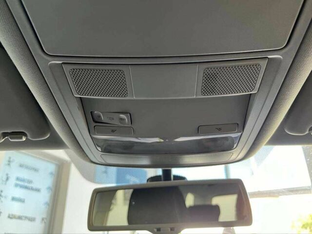 Красный Фольксваген Туран, объемом двигателя 1.6 л и пробегом 238 тыс. км за 9400 $, фото 18 на Automoto.ua