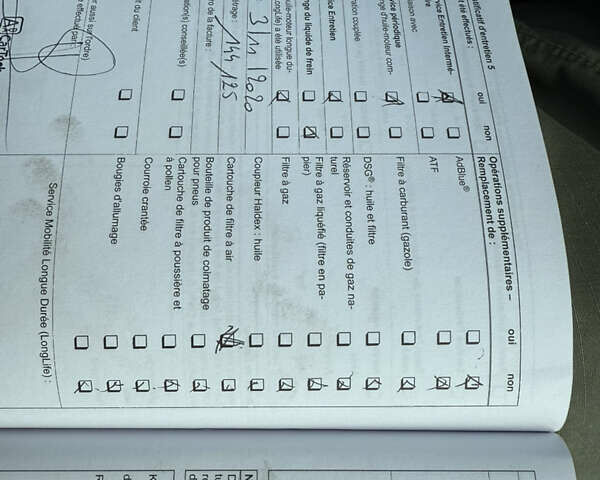 Красный Фольксваген Туран, объемом двигателя 1.6 л и пробегом 210 тыс. км за 10600 $, фото 13 на Automoto.ua