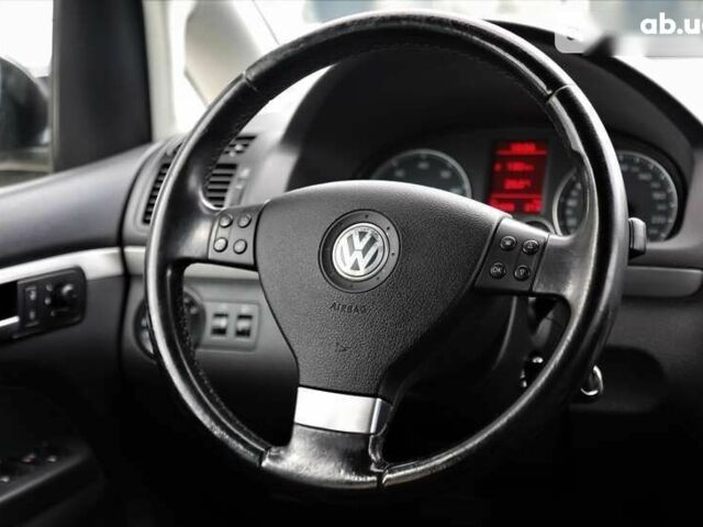 Фольксваген Туран, об'ємом двигуна 1.4 л та пробігом 211 тис. км за 8000 $, фото 14 на Automoto.ua