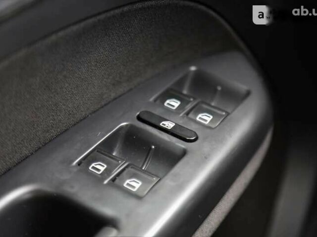 Фольксваген Туран, об'ємом двигуна 1.4 л та пробігом 211 тис. км за 8000 $, фото 20 на Automoto.ua