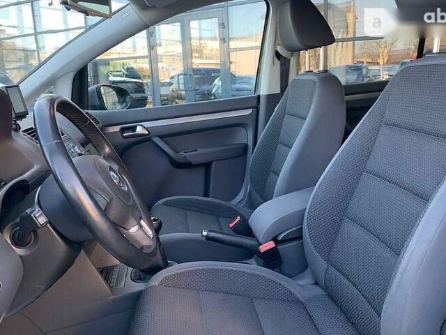 Фольксваген Туран, об'ємом двигуна 1.6 л та пробігом 279 тис. км за 10100 $, фото 10 на Automoto.ua