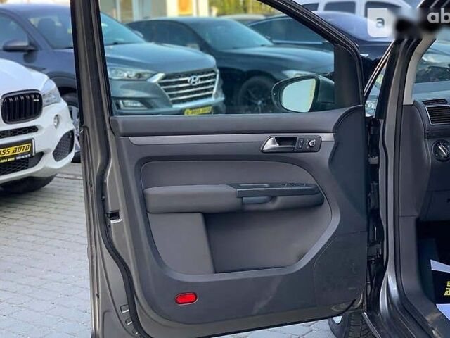 Фольксваген Туран, об'ємом двигуна 1.6 л та пробігом 279 тис. км за 10100 $, фото 8 на Automoto.ua