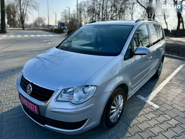 Фольксваген Туран, объемом двигателя 1.6 л и пробегом 257 тыс. км за 7500 $, фото 8 на Automoto.ua