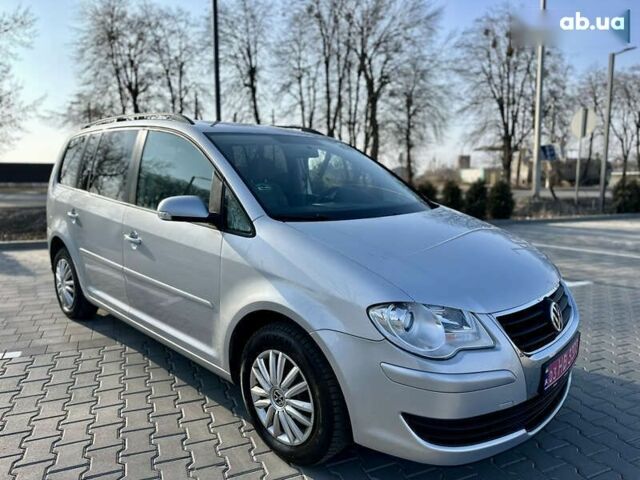 Фольксваген Туран, объемом двигателя 1.6 л и пробегом 257 тыс. км за 7500 $, фото 3 на Automoto.ua