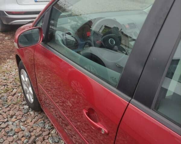 Фольксваген Туран, объемом двигателя 1.6 л и пробегом 216 тыс. км за 5300 $, фото 5 на Automoto.ua