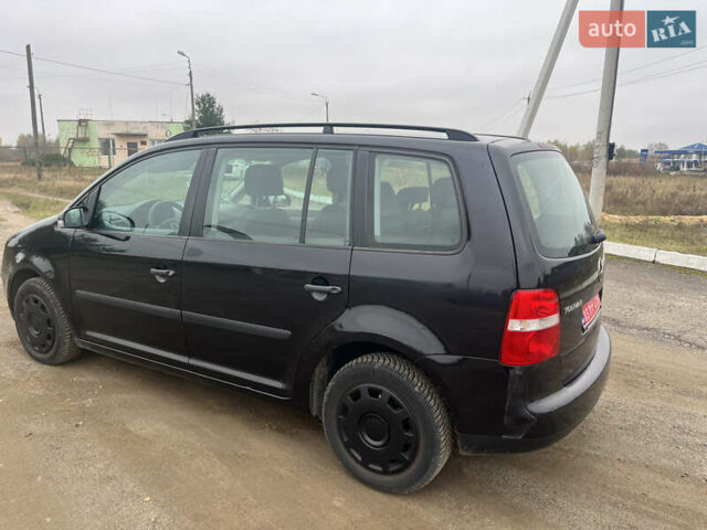 Фольксваген Туран, объемом двигателя 1.6 л и пробегом 213 тыс. км за 5400 $, фото 13 на Automoto.ua