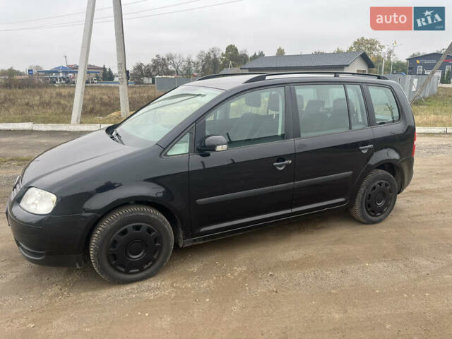 Фольксваген Туран, объемом двигателя 1.6 л и пробегом 213 тыс. км за 5400 $, фото 16 на Automoto.ua