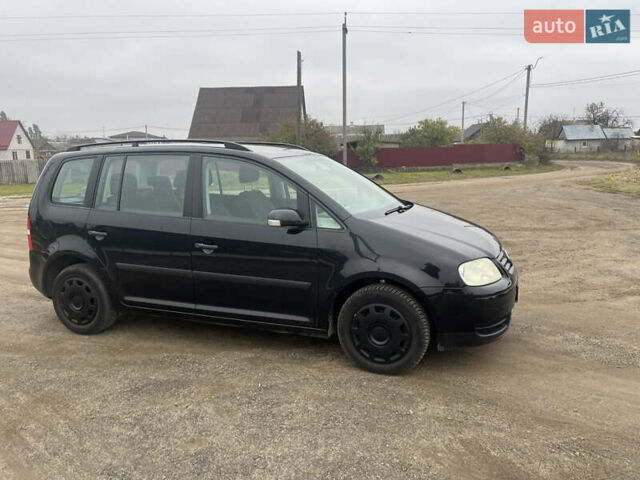 Фольксваген Туран, объемом двигателя 1.6 л и пробегом 213 тыс. км за 5400 $, фото 8 на Automoto.ua