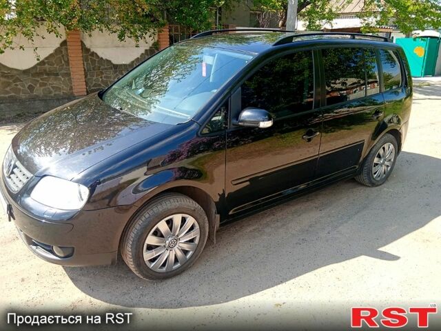 Фольксваген Туран, об'ємом двигуна 1.6 л та пробігом 216 тис. км за 5200 $, фото 4 на Automoto.ua