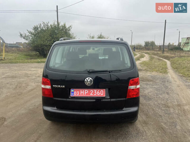 Фольксваген Туран, объемом двигателя 1.6 л и пробегом 213 тыс. км за 5400 $, фото 5 на Automoto.ua