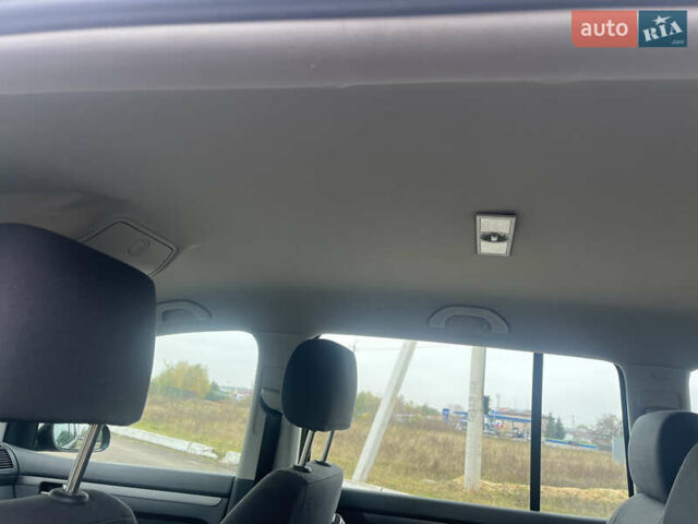 Фольксваген Туран, объемом двигателя 1.6 л и пробегом 213 тыс. км за 5400 $, фото 20 на Automoto.ua