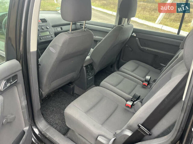 Фольксваген Туран, объемом двигателя 1.6 л и пробегом 213 тыс. км за 5400 $, фото 19 на Automoto.ua