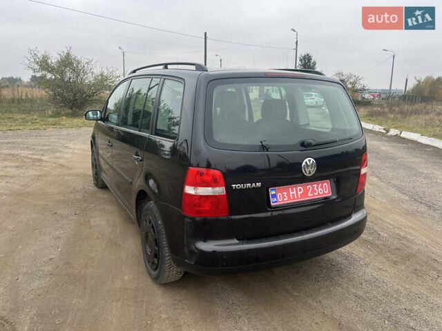 Фольксваген Туран, объемом двигателя 1.6 л и пробегом 213 тыс. км за 5400 $, фото 4 на Automoto.ua