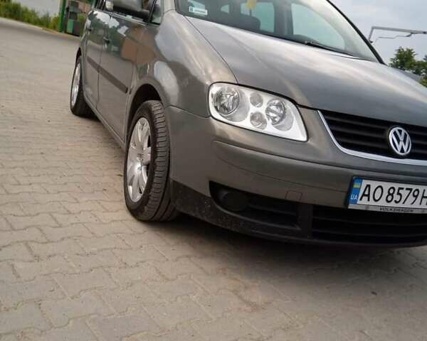 Фольксваген Туран, об'ємом двигуна 1.9 л та пробігом 301 тис. км за 5100 $, фото 1 на Automoto.ua